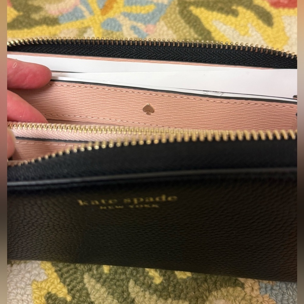 Kate Spade New York Large Black Leather Zip-Around Continental Clutch/Wallet - Picture 11 of 16